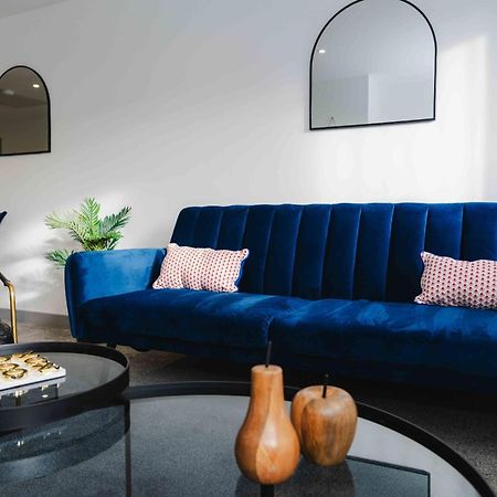 Stunning Luxury Stay By Vichy Kingston upon Hull ภายนอก รูปภาพ