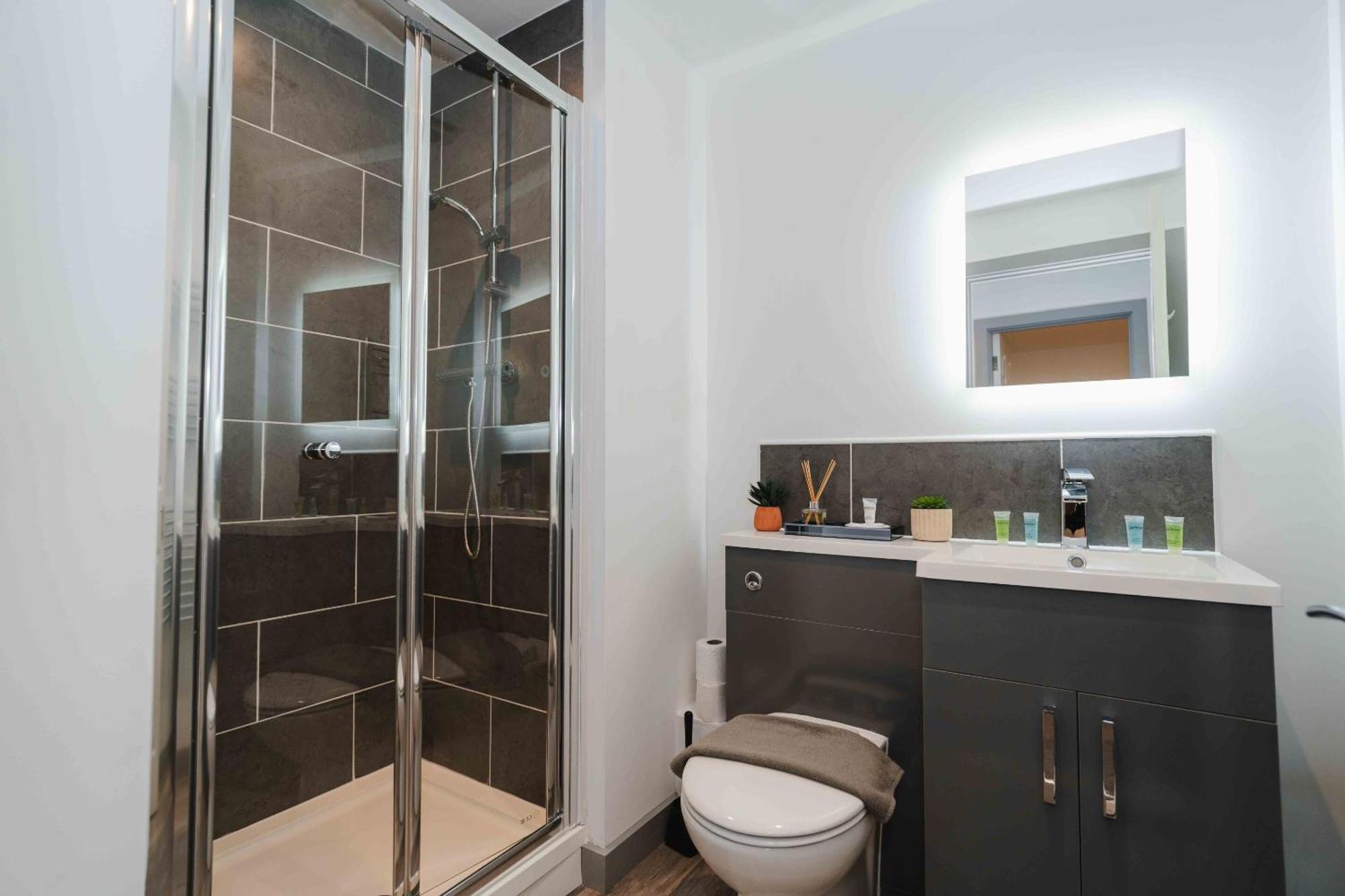 Stunning Luxury Stay By Vichy Kingston upon Hull ภายนอก รูปภาพ
